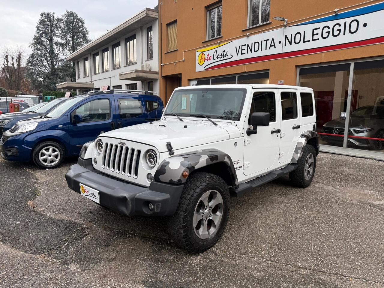 Jeep Wrangler Unlimited 2.8 CRD Sahara Auto JKU CON SOFT TOP