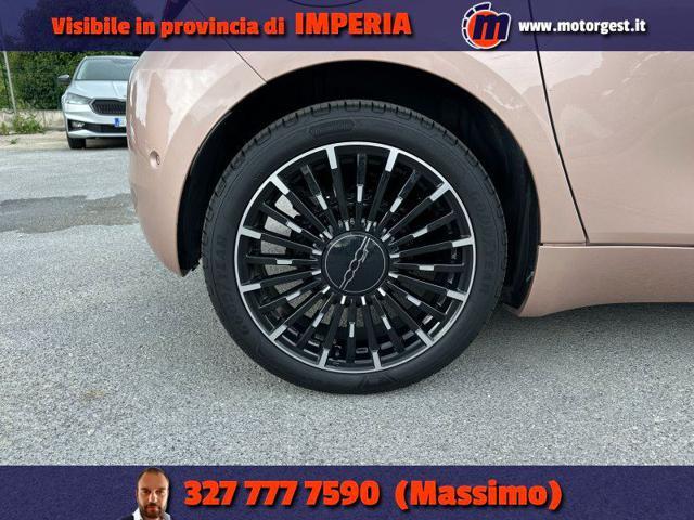 FIAT 500e 3+1 42 kWh La Prima OroRosa