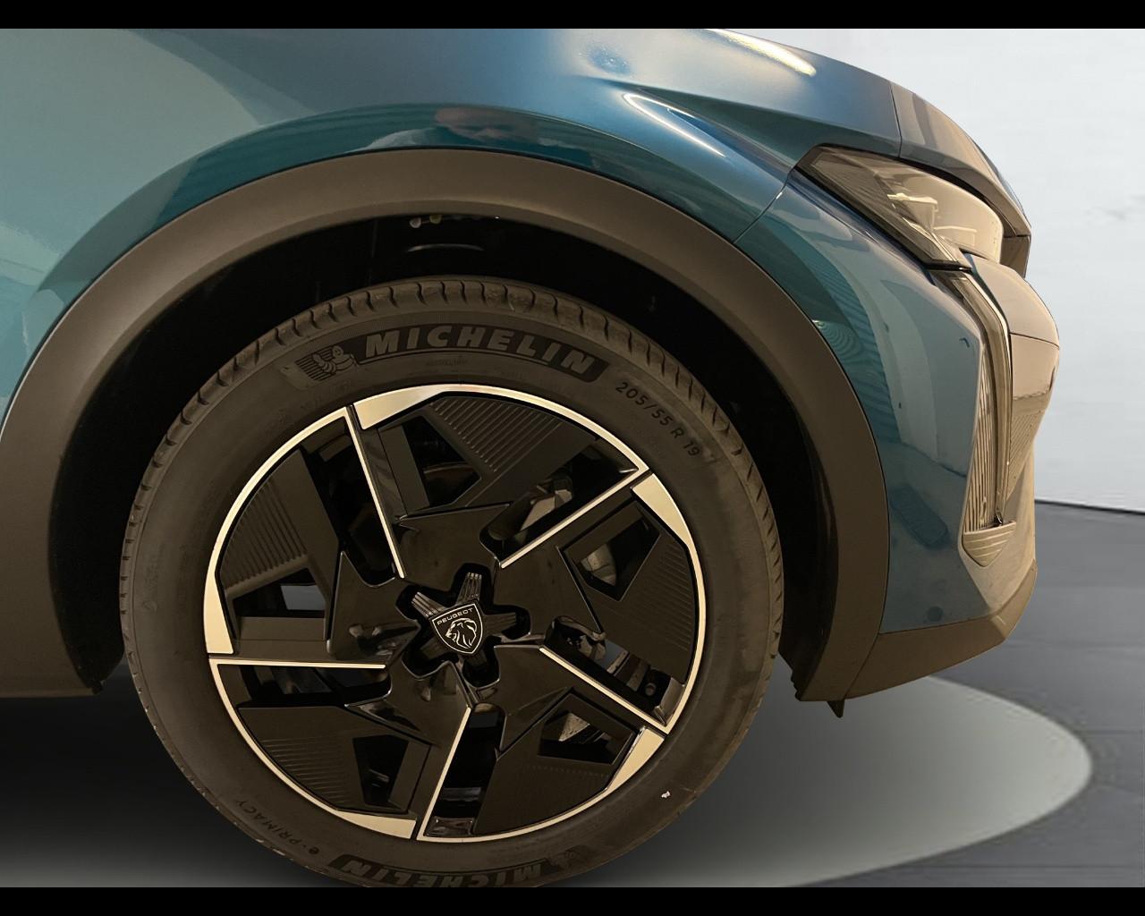 PEUGEOT Nuova 408 - Hybrid 136 e-DCS6 GT