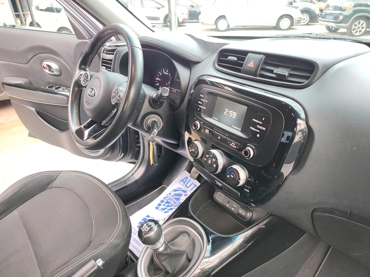 Kia Soul 1.6 CRDi DIESEL BICOLORE