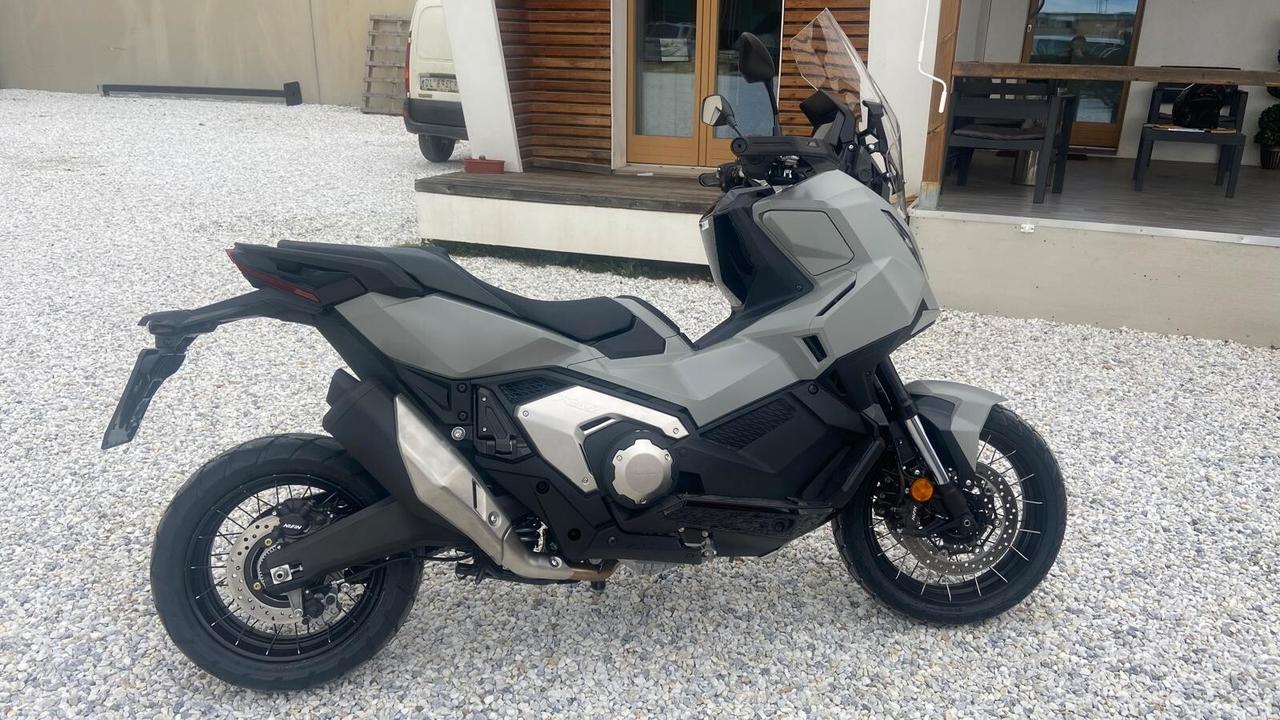 Honda X-ADV 750