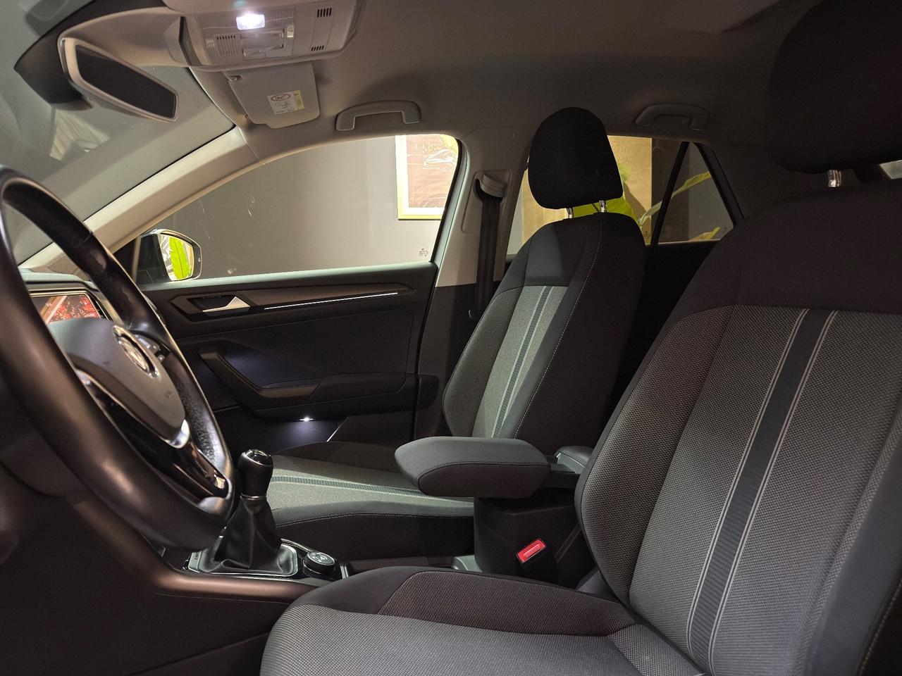 Volkswagen T-Roc 2.0 TDI SCR 4MOTION Advanced Blue