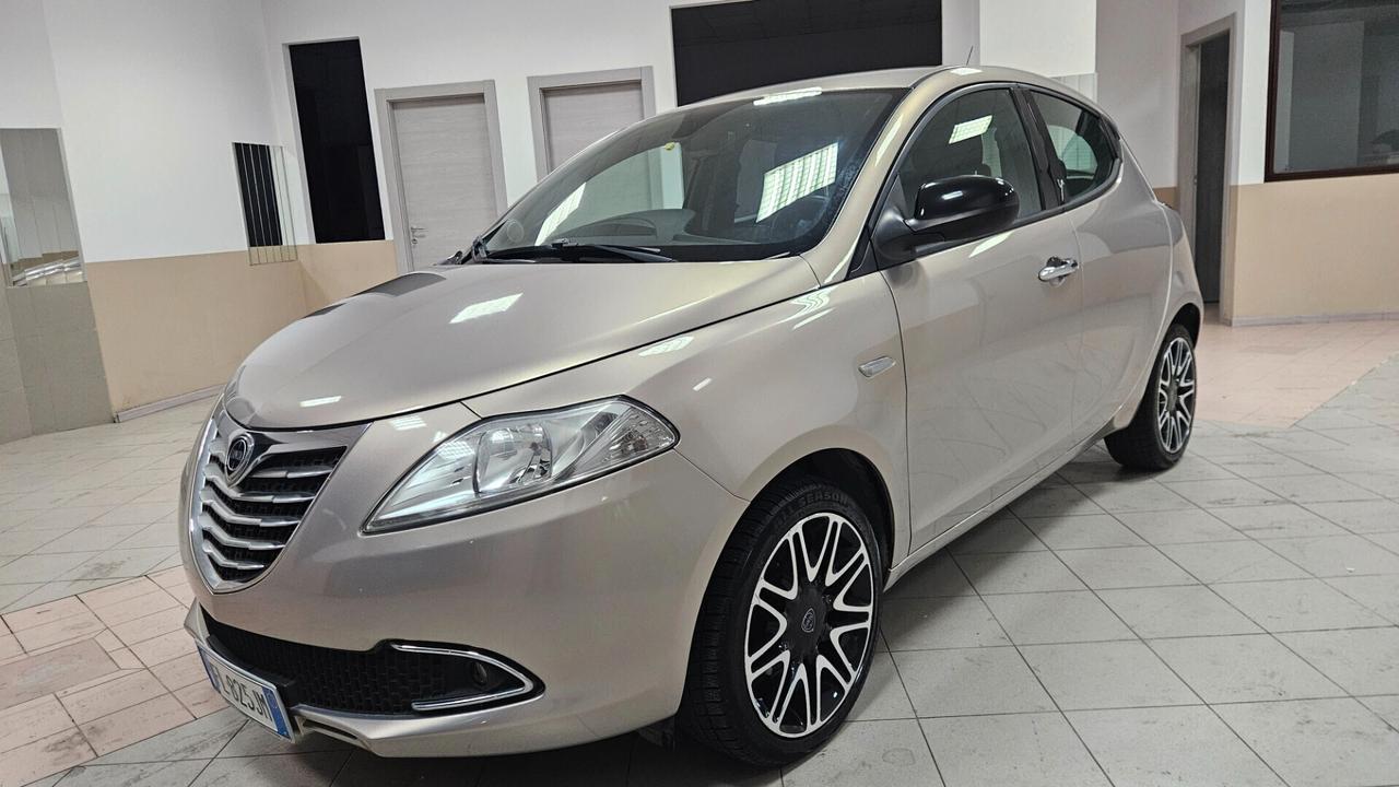 Lancia Ypsilon 1.3 MJT 16V 95 CV 5 porte S&S Gold