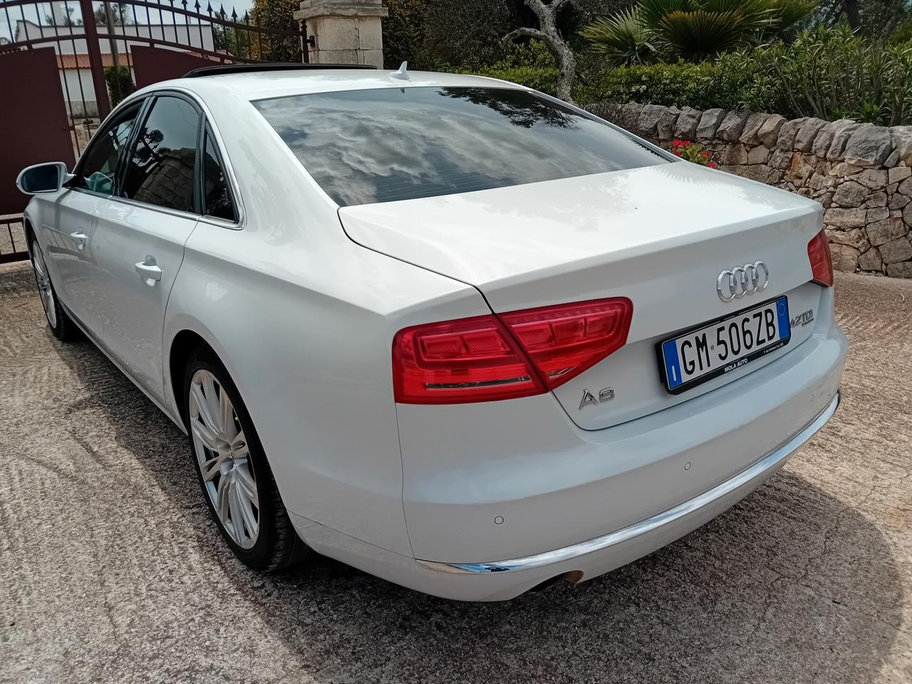 Audi A8 4.2 TDI quattro tiptronic