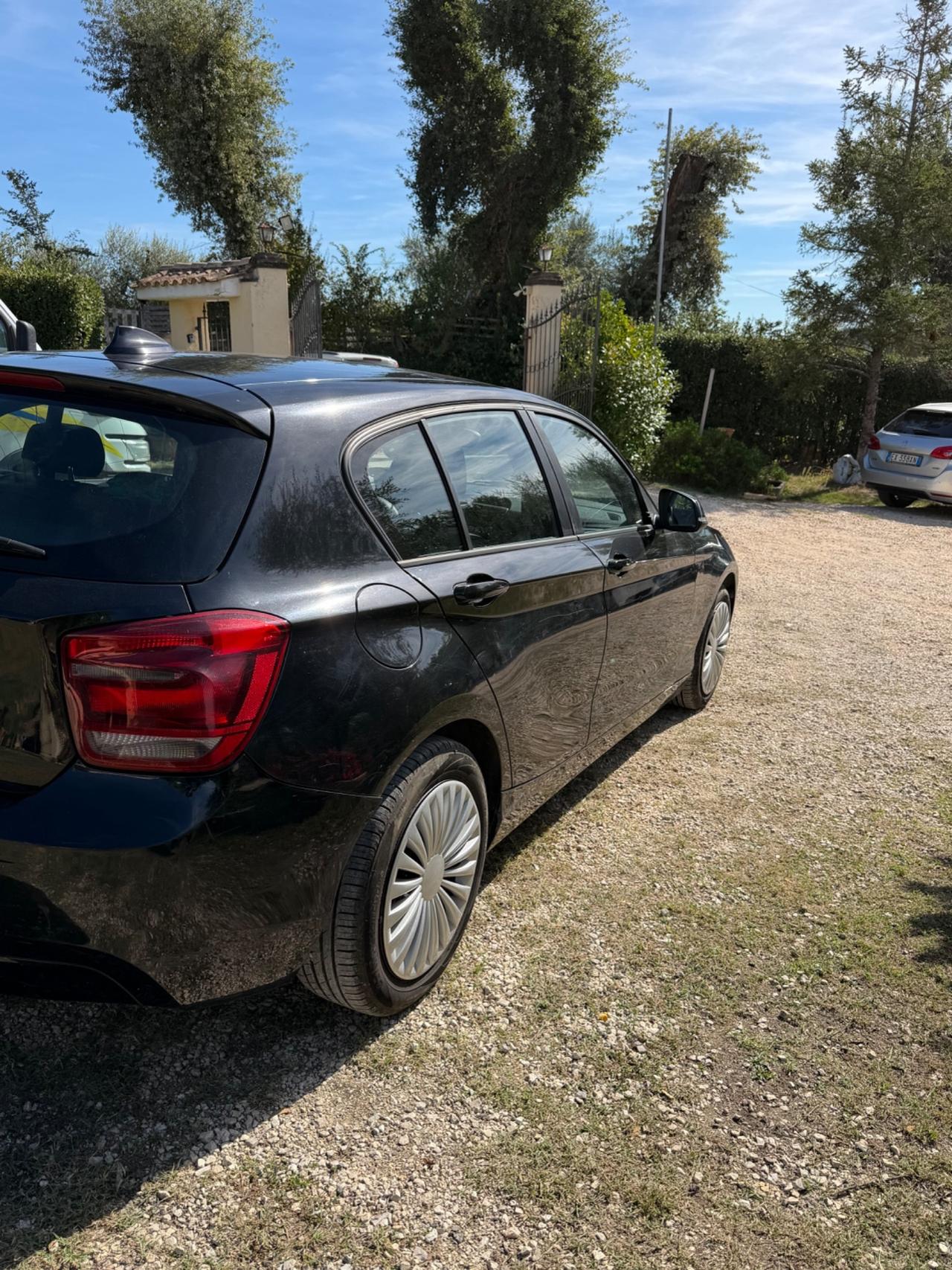 Bmw 116 116d 5p. Urban