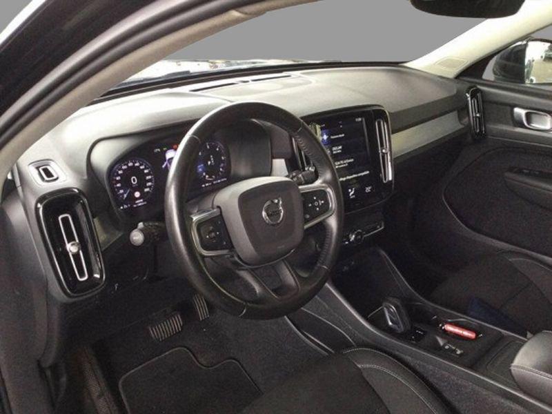 Volvo XC40 D3 150 CV AWD Automatica NAVI LED Business Plus