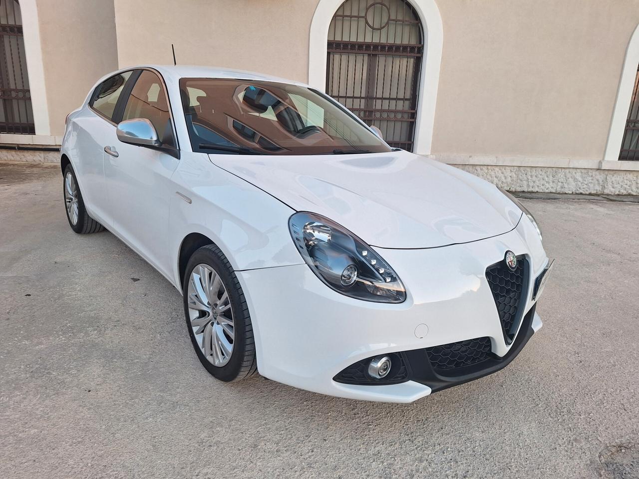 Alfa Romeo Giulietta 1.6 JTDm-2 120 CV Distinctive