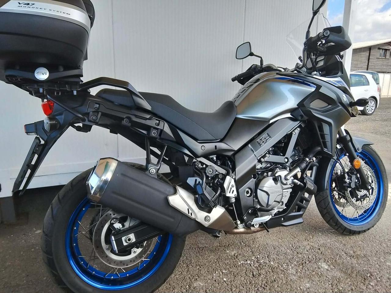 Suzuki V Strom DL 650 ABS SEMI Nuova- 2021