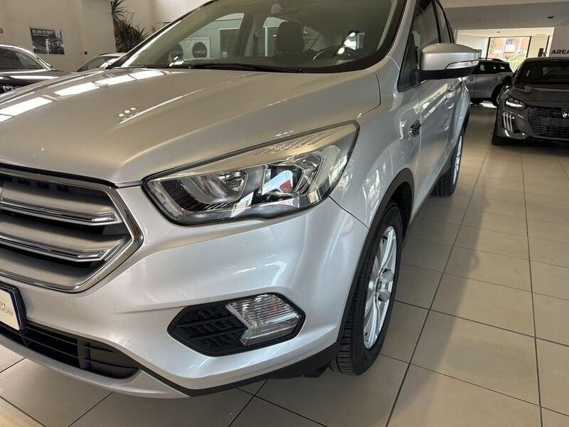 Ford Kuga 1.5 TDCI 120 CV S&S 2WD Powershift Business