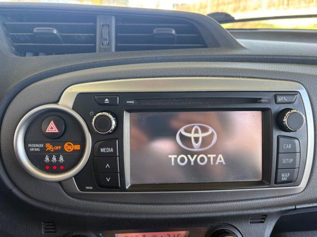 TOYOTA Yaris 1.0 5 porte Lounge OK NEOPATENTATI KM CERTIFIICATI