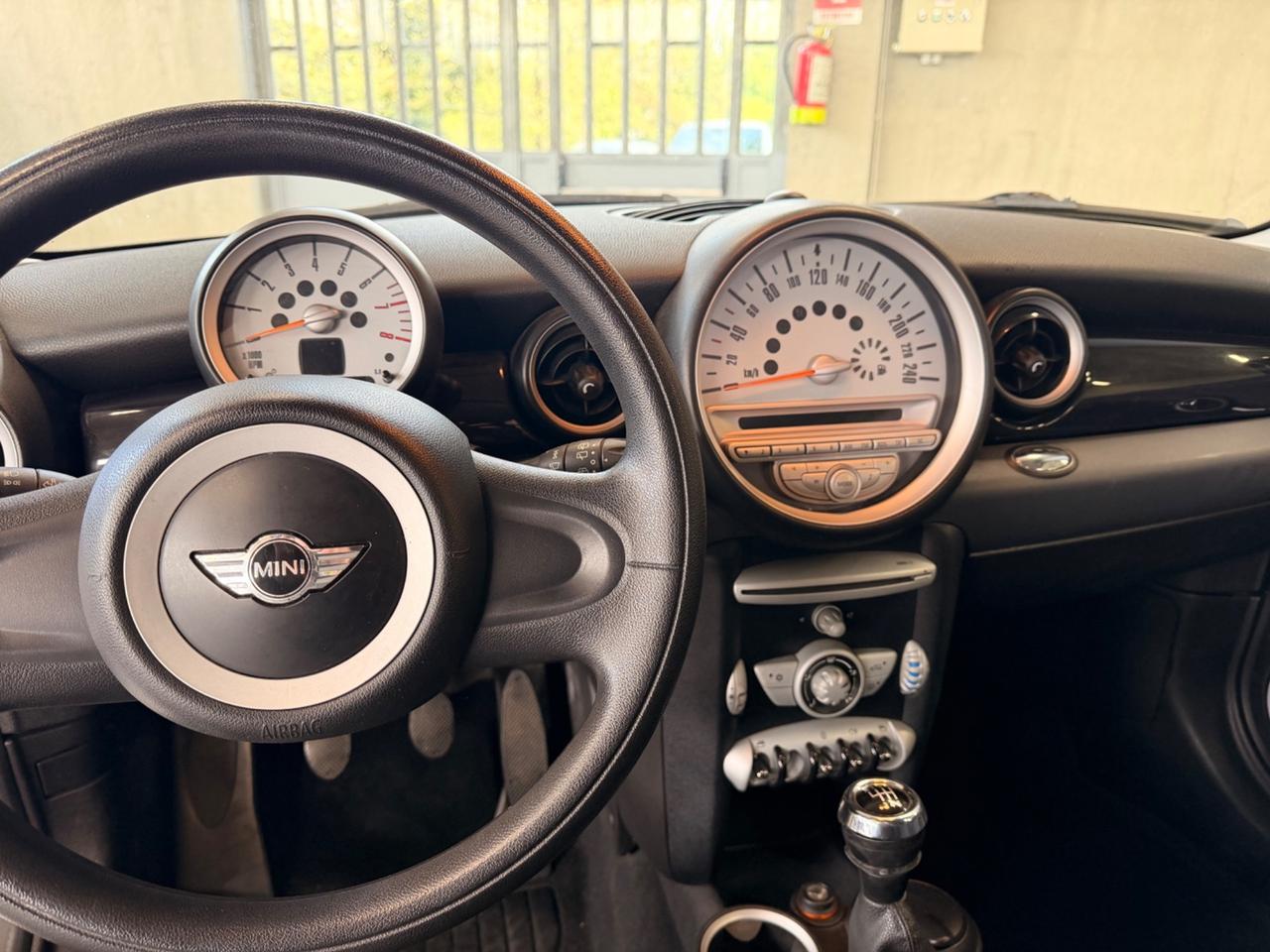 Mini 1.4 16V One Chili