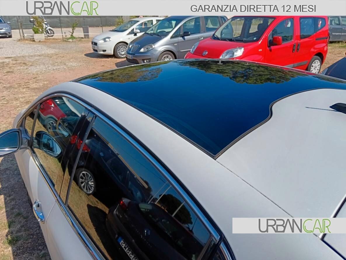 PEUGEOT 208 Gt-Line Full 1.6 Hdi 100 Cv 5p - GARANZIA