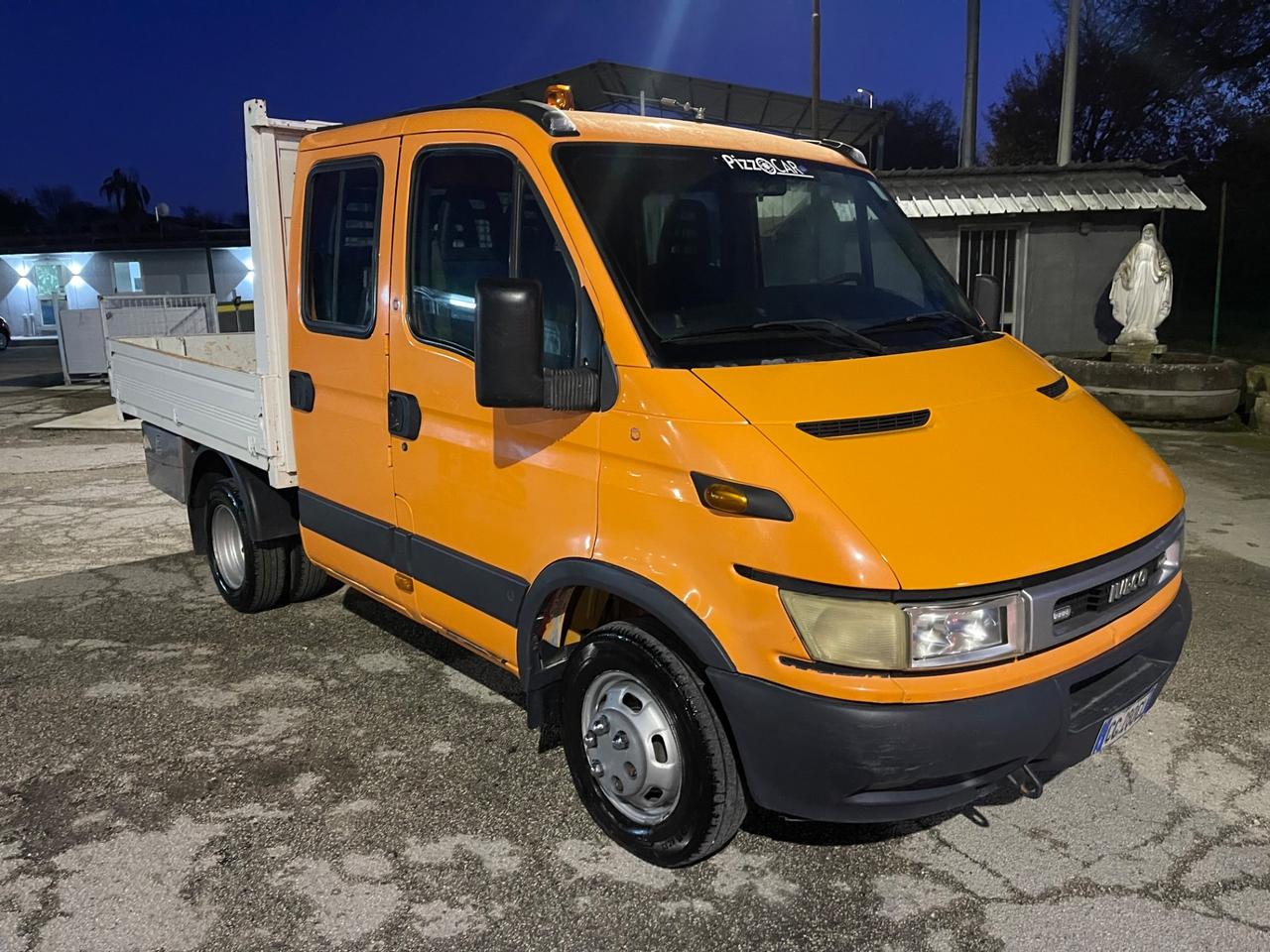 Iveco Daily doppia cabina 7 posti cassone fisso