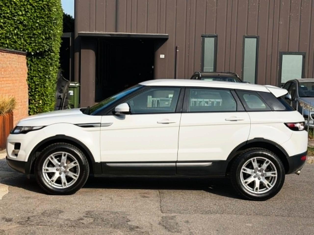 RANGE ROVER EVOQUE 2.2D aut- 149.000km-FULL-2015-GARANZIA