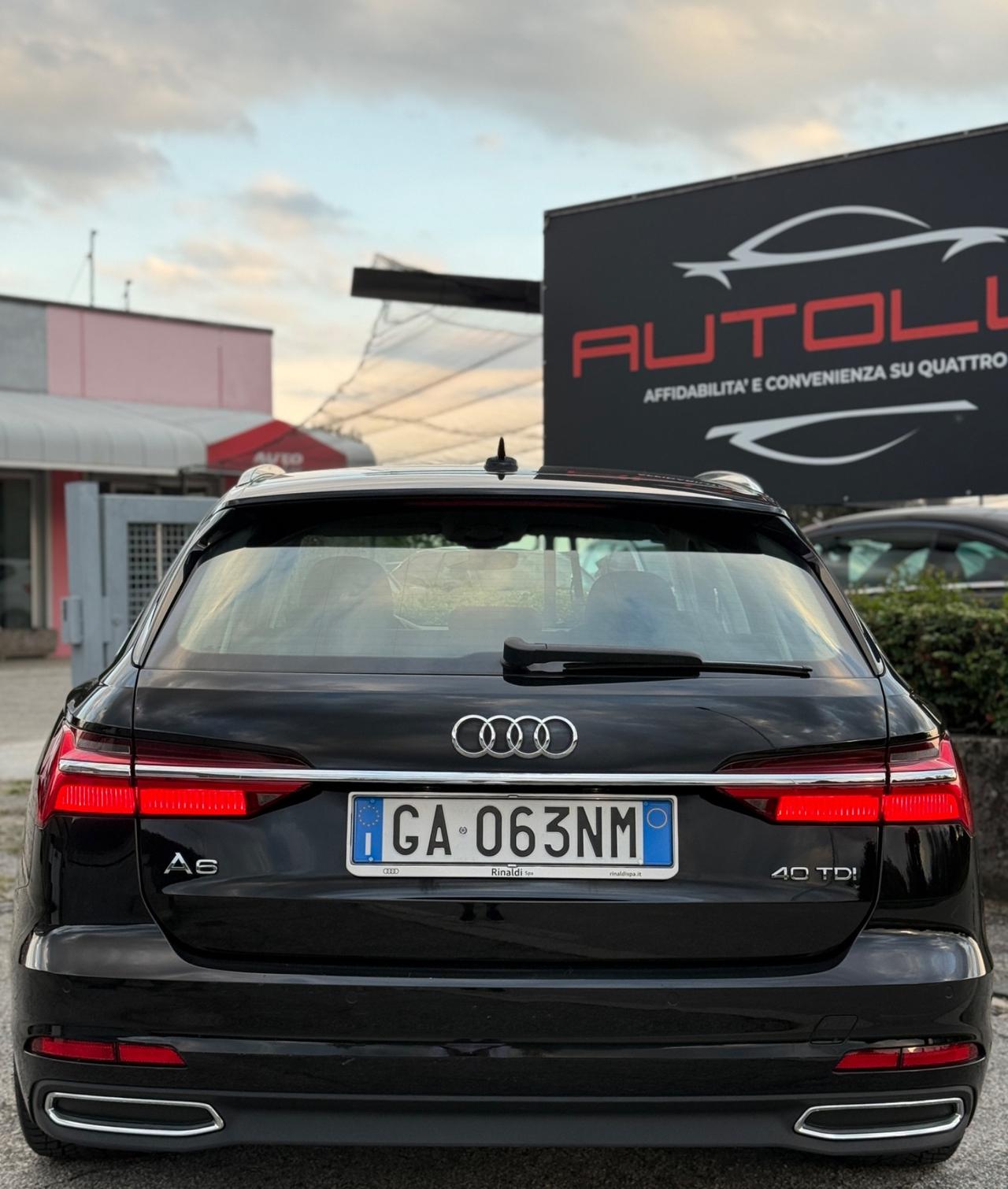 Audi A6 Avant 40 2.0 TDI S tronic Business Design PERFETTA