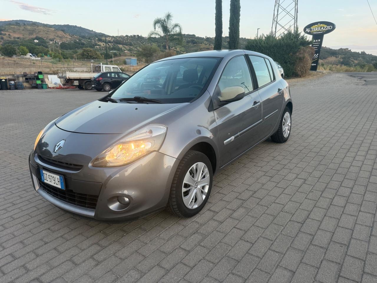 Renault Clio 1.2 16V 5 porte Luxe