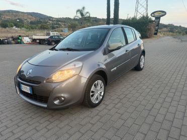 Renault Clio 1.2 16V 5 porte Luxe