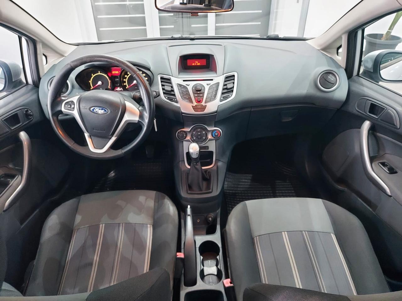 Ford Fiesta 1.4 TDCi 5p. Titanium