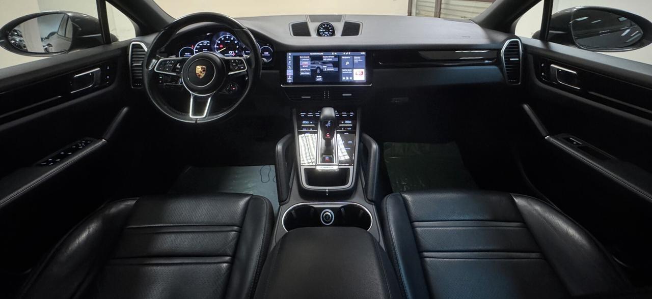 Porsche Cayenne Coupé 3.0 V6 E-Hybrid