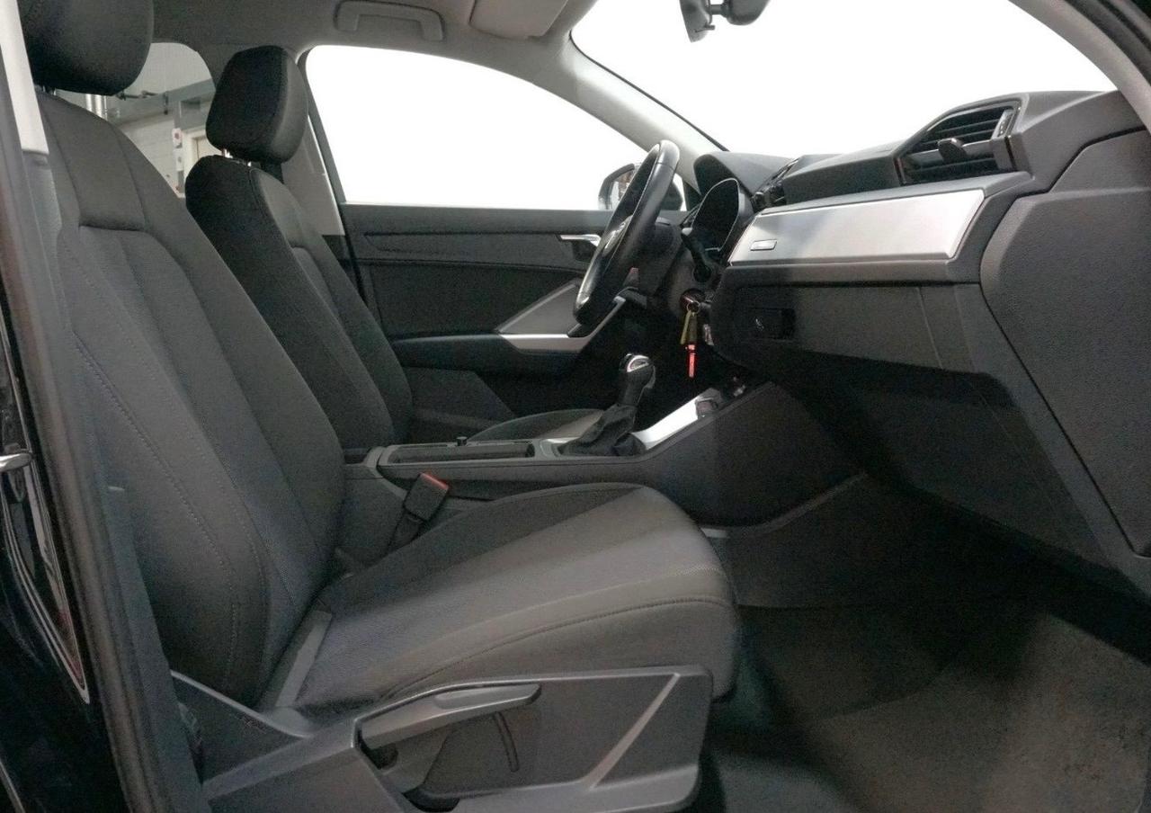 Audi Q3 35 Tdi Sportback S line edition