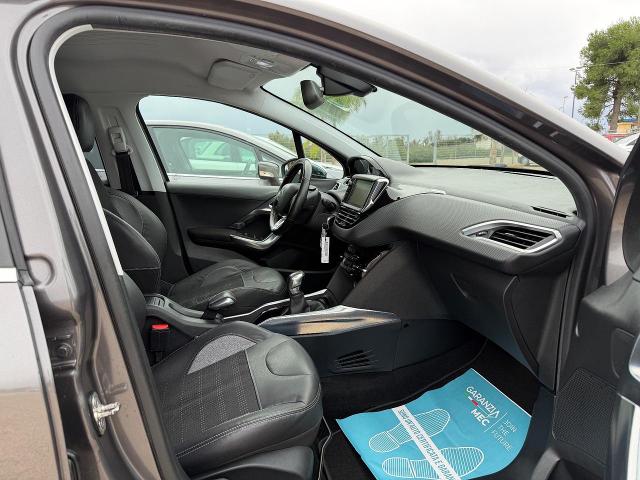 Peugeot 2008 BlueHDi 100 Allure