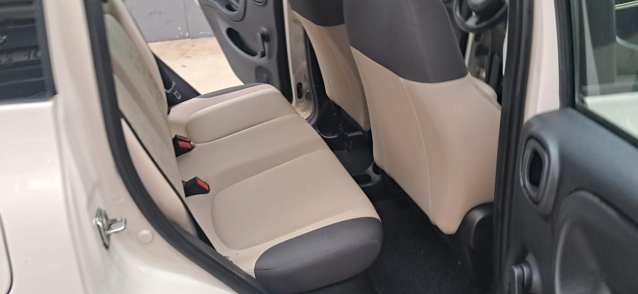 Fiat Panda 0.9 TwinAir Turbo Natural Power Lounge