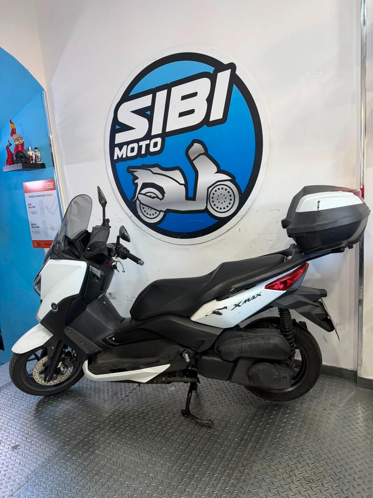 Yamaha X-Max 250