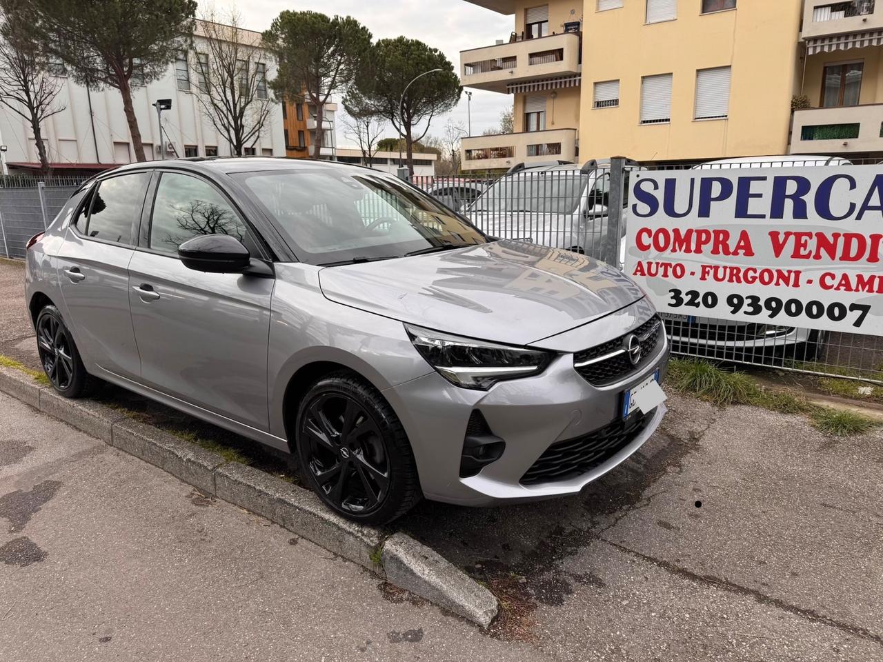 Opel Corsa 1.2 100 CV GS Line neopaten garanzia 12 mesi