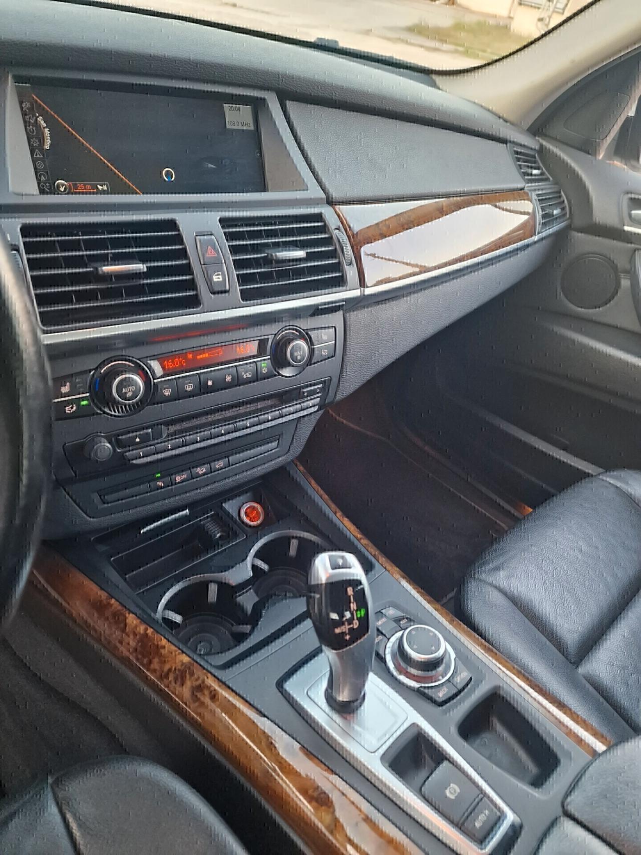 BMW X5 xDrive30d Futura - 2011