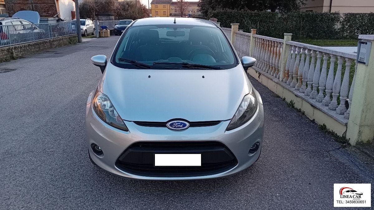 FORD - Fiesta 1.4 benzina/ gpl - ok neopatentati