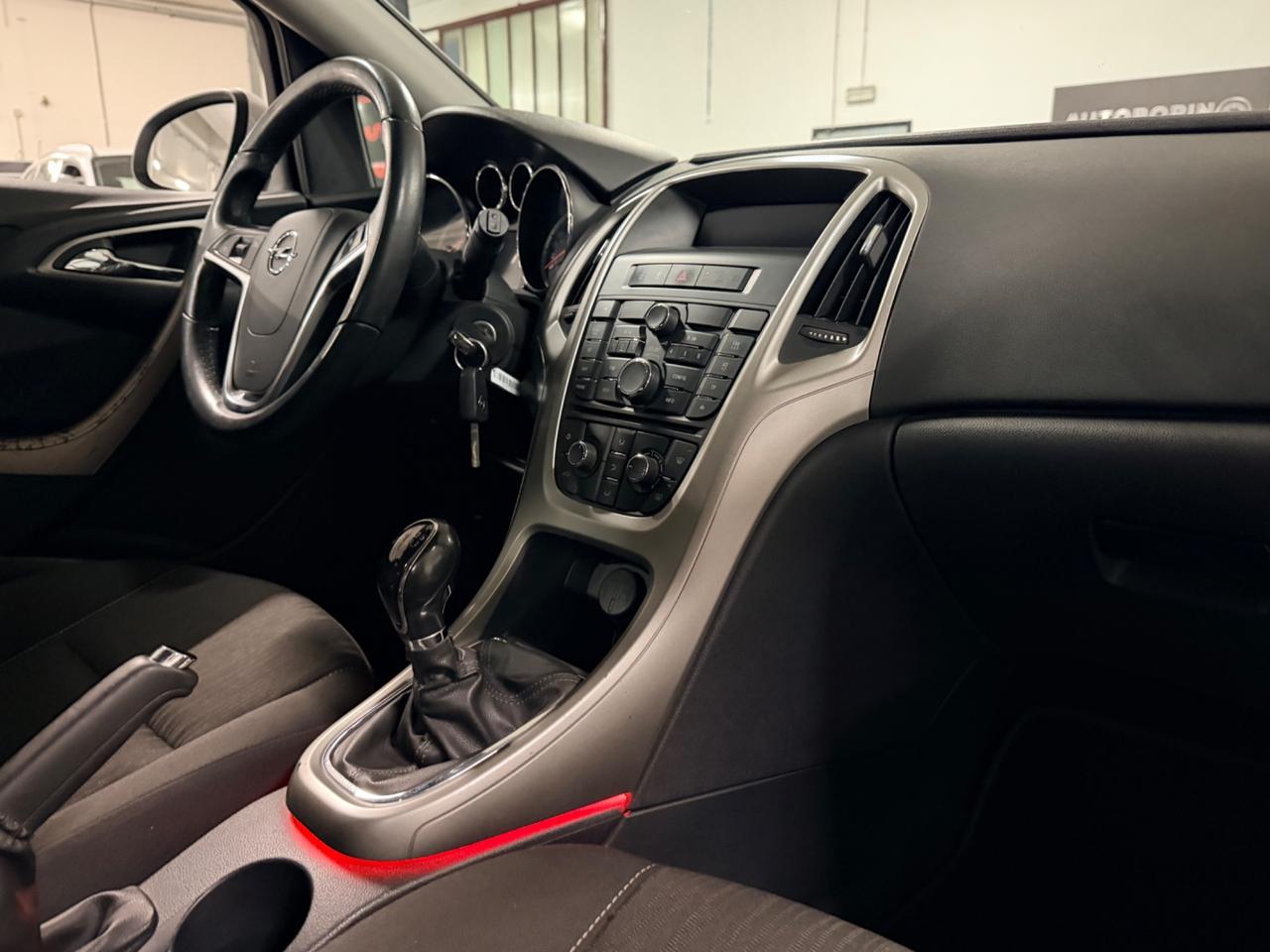 Opel Astra 1.4 100CV 5 porte Elective