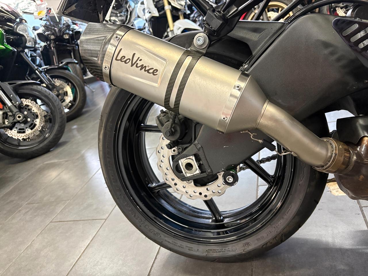 Kawasaki Ninja 600 ZX-6R - 2011