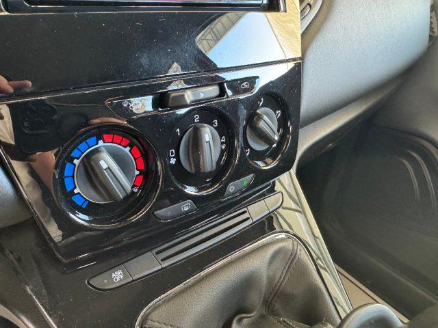 LANCIA Ypsilon 1.2 69 CV 5 porte Platinum