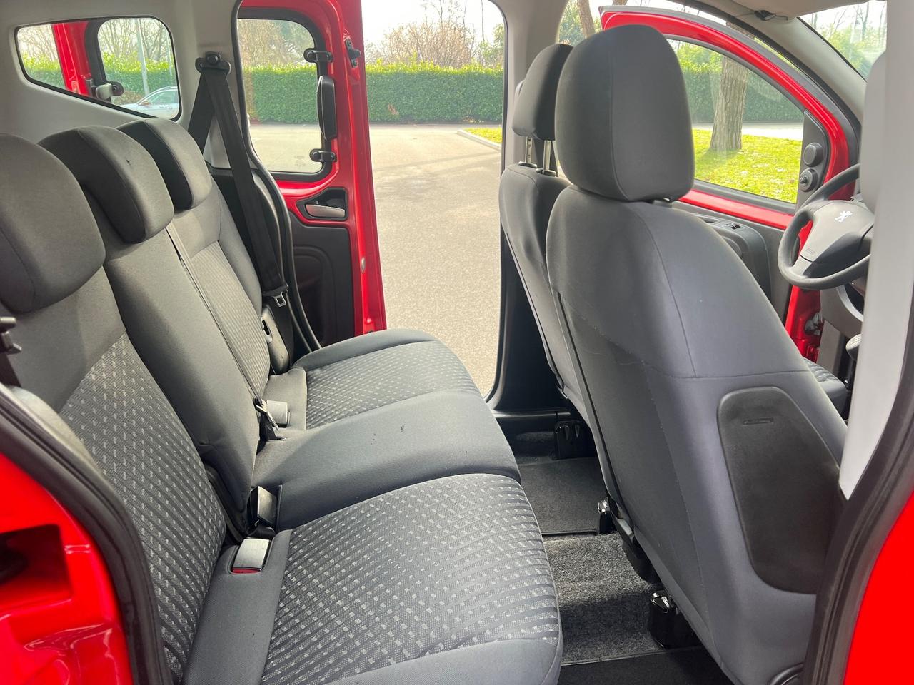 Peugeot Bipper Tepee 1.3 HDi 75 FAP Stop&Start Family