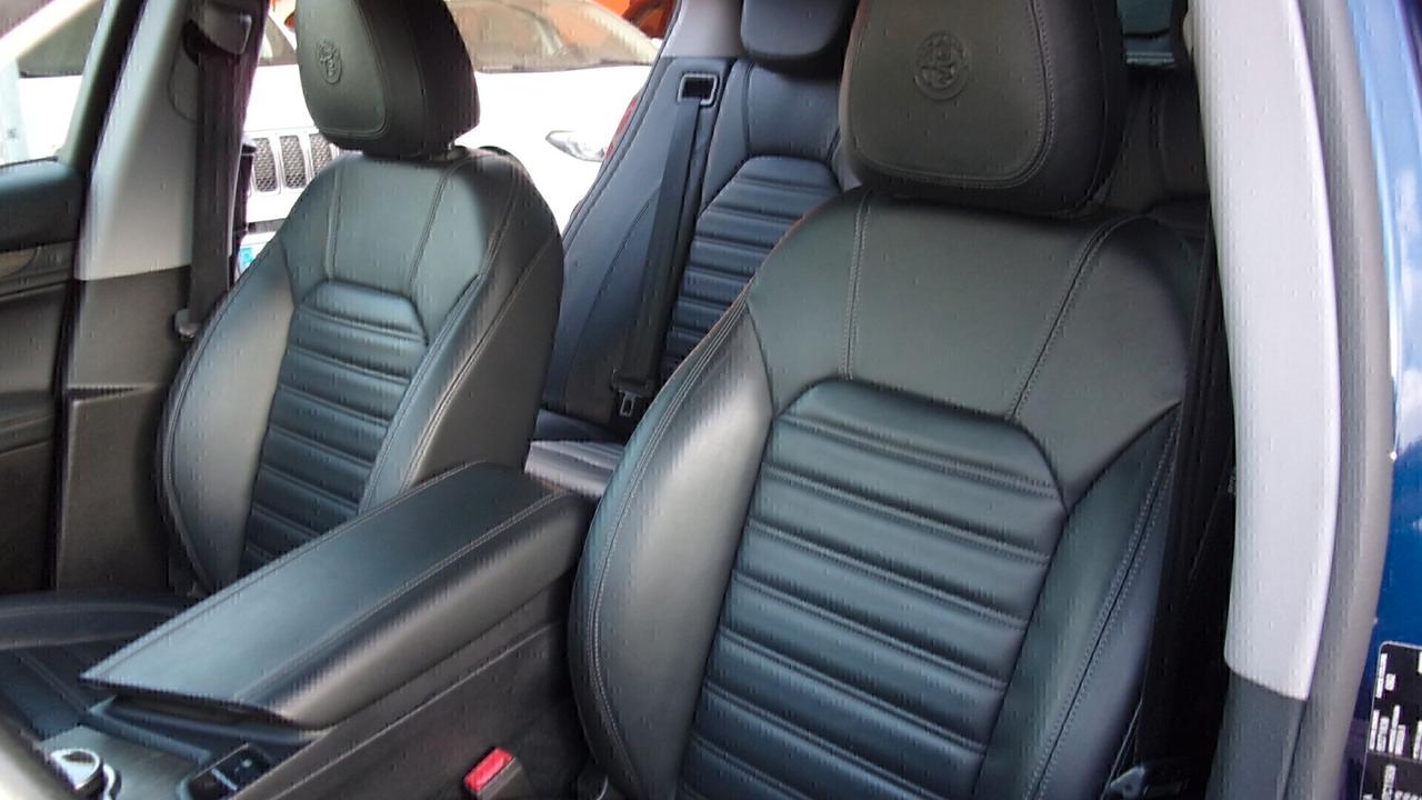 Alfa Romeo Stelvio 2.2 Turbodiesel 210 CV AT8 Q4 Executive