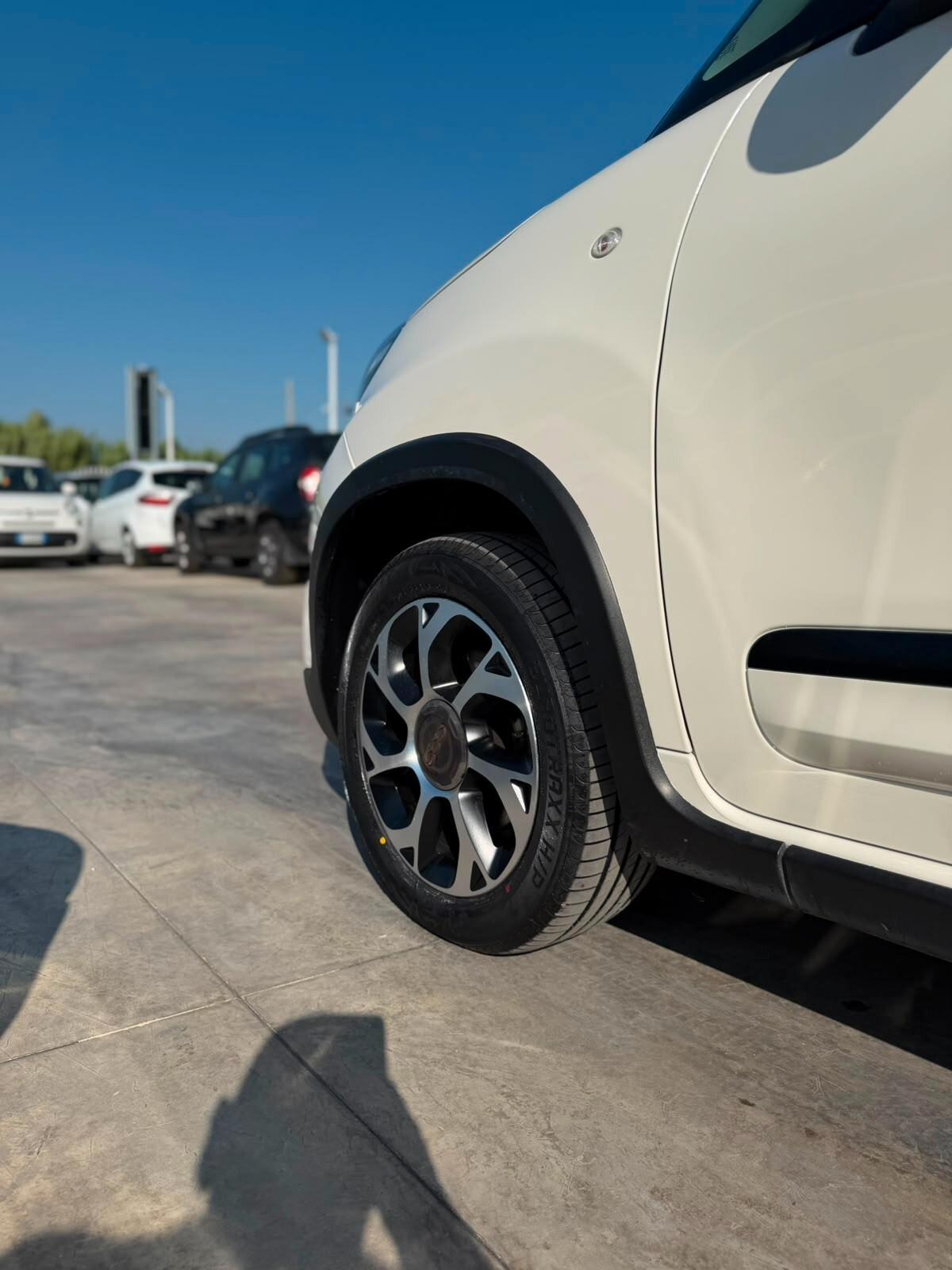 Fiat 500L 1.4 95 CV Cross
