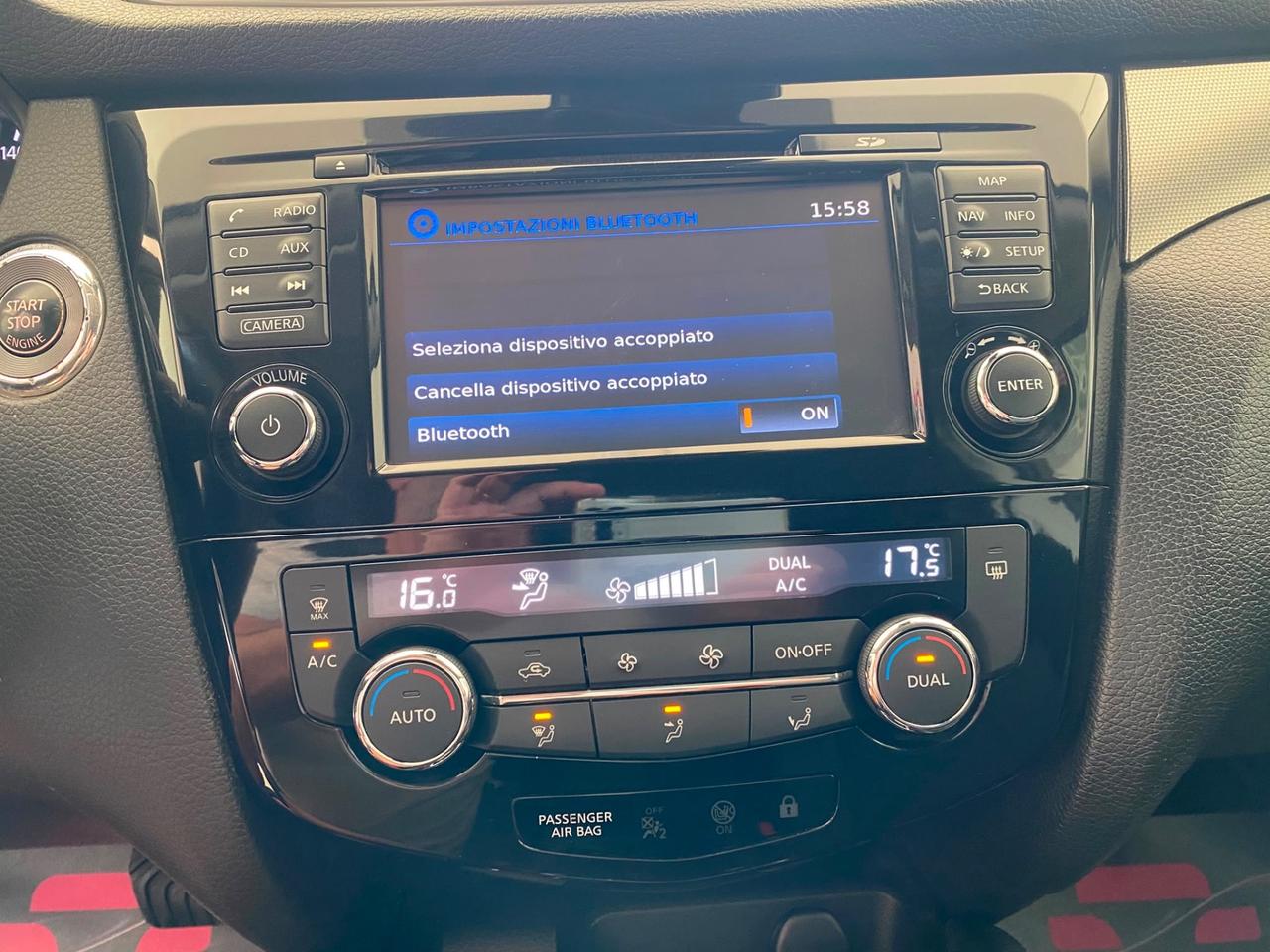 NISSAN Qashqai N-CONNECTA 360 1.6dCi TETTO 2018