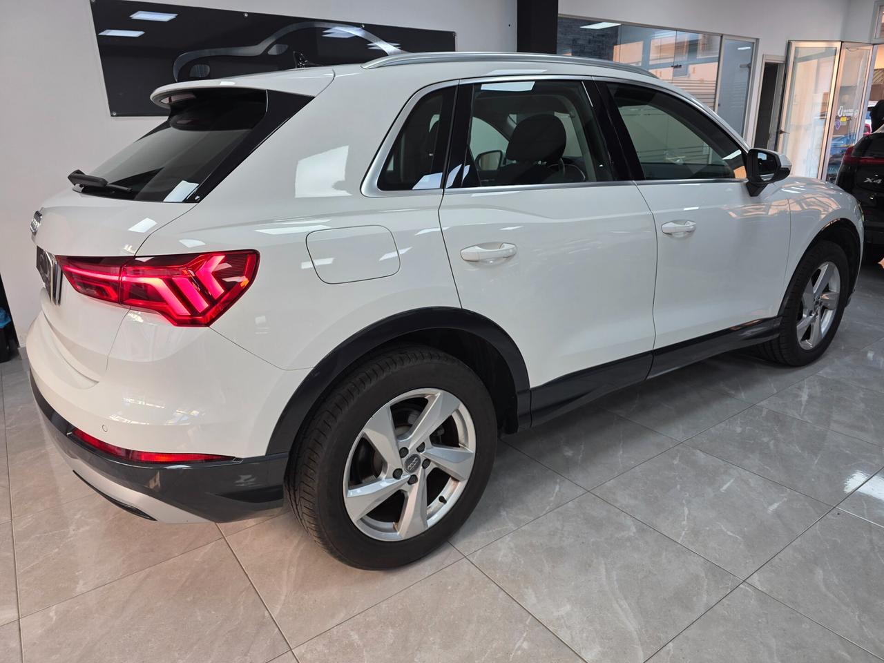 Audi Q3 35 TDI S tronic Business Advanced