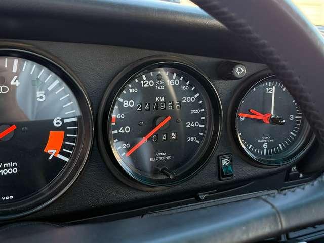 Porsche 911 CARRERA 3.2 COUPE' (CAMBIO G50)