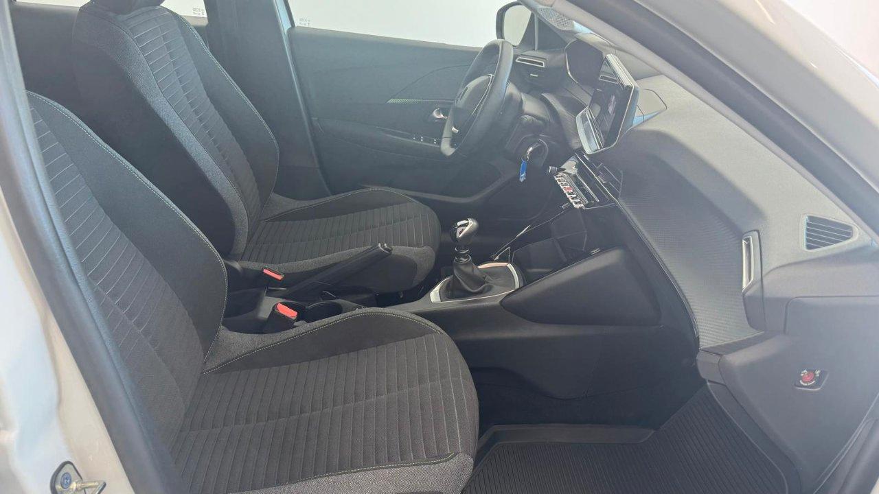 Peugeot 208 1.2 puretech Allure 100 Cv.