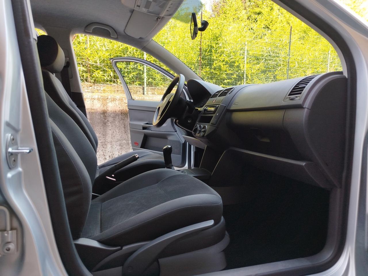 Volkswagen Polo 1.2 BENZINA 70cv / 61.000km / TAGLIANDI