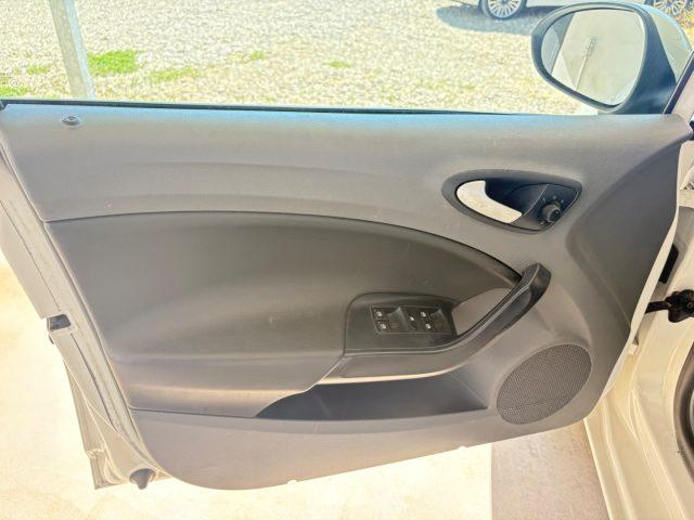 SEAT Ibiza 1.4 5 porte PRONTA CONSEGNA OK NEOPATENTATI