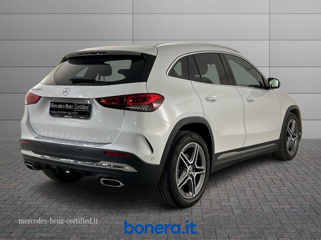 Mercedes GLA 200 200 D Premium 8G-DCT