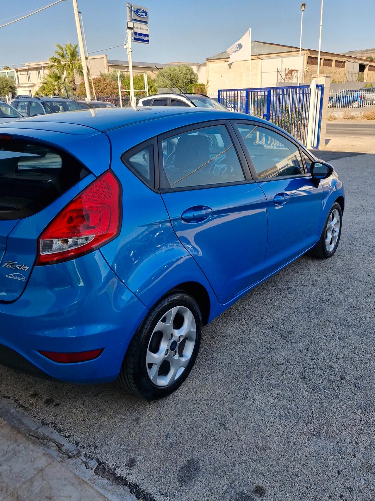 Ford Fiesta Ikon 1.2 60CV 5 porte