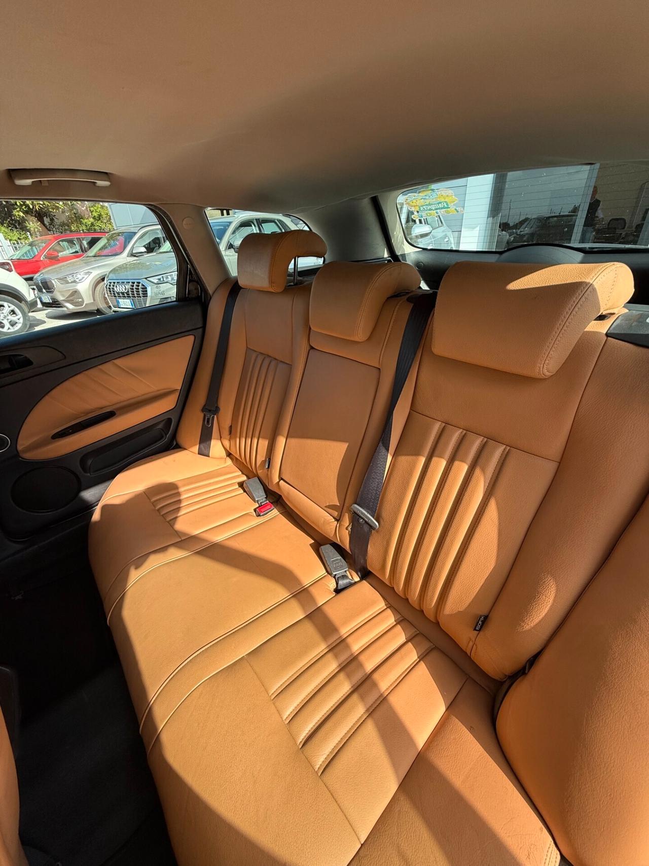 Alfa Romeo 159 1.9 JTDm Sportwagon