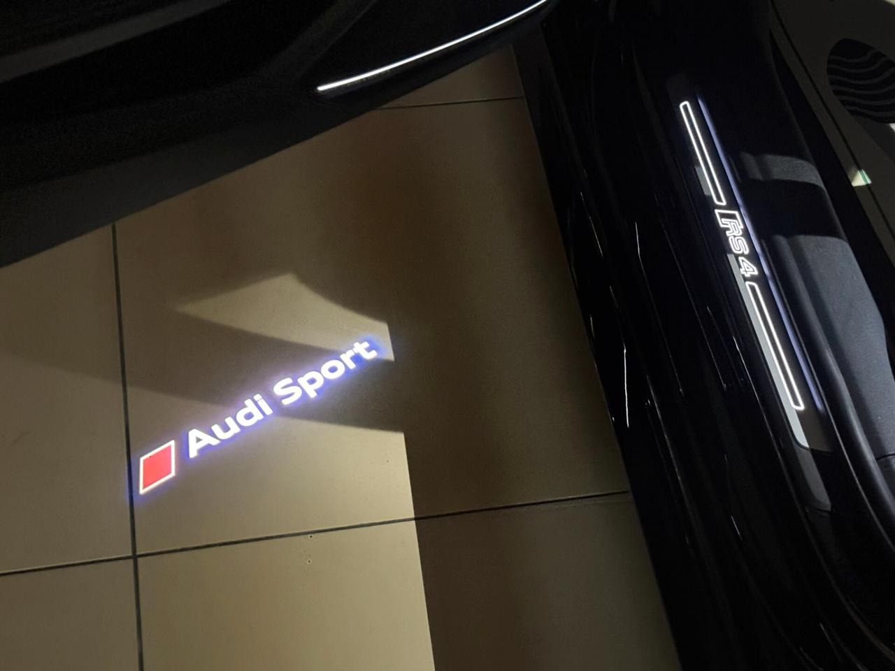 Audi RS4 Audi RS4 Avant 2.9 tfsi quattro 450cv PERMUTE AUTO MOTO!!!