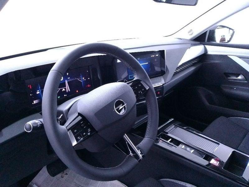 Opel Astra 1.5 Edition s e s 130cv at8
