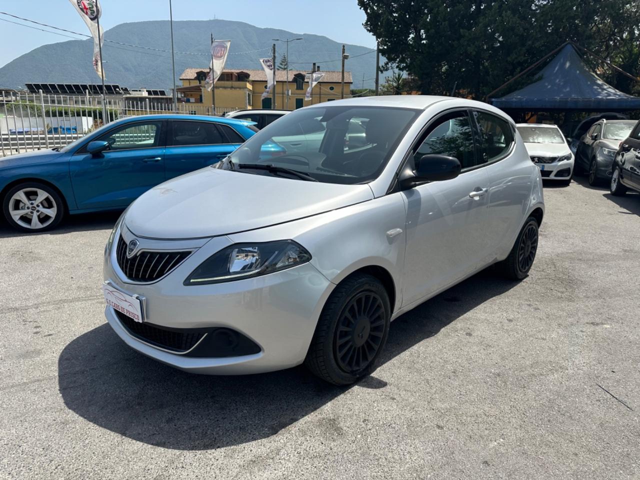 Lancia Ypsilon 1.2 69 CV GPL di serie/UniPro/Sensori