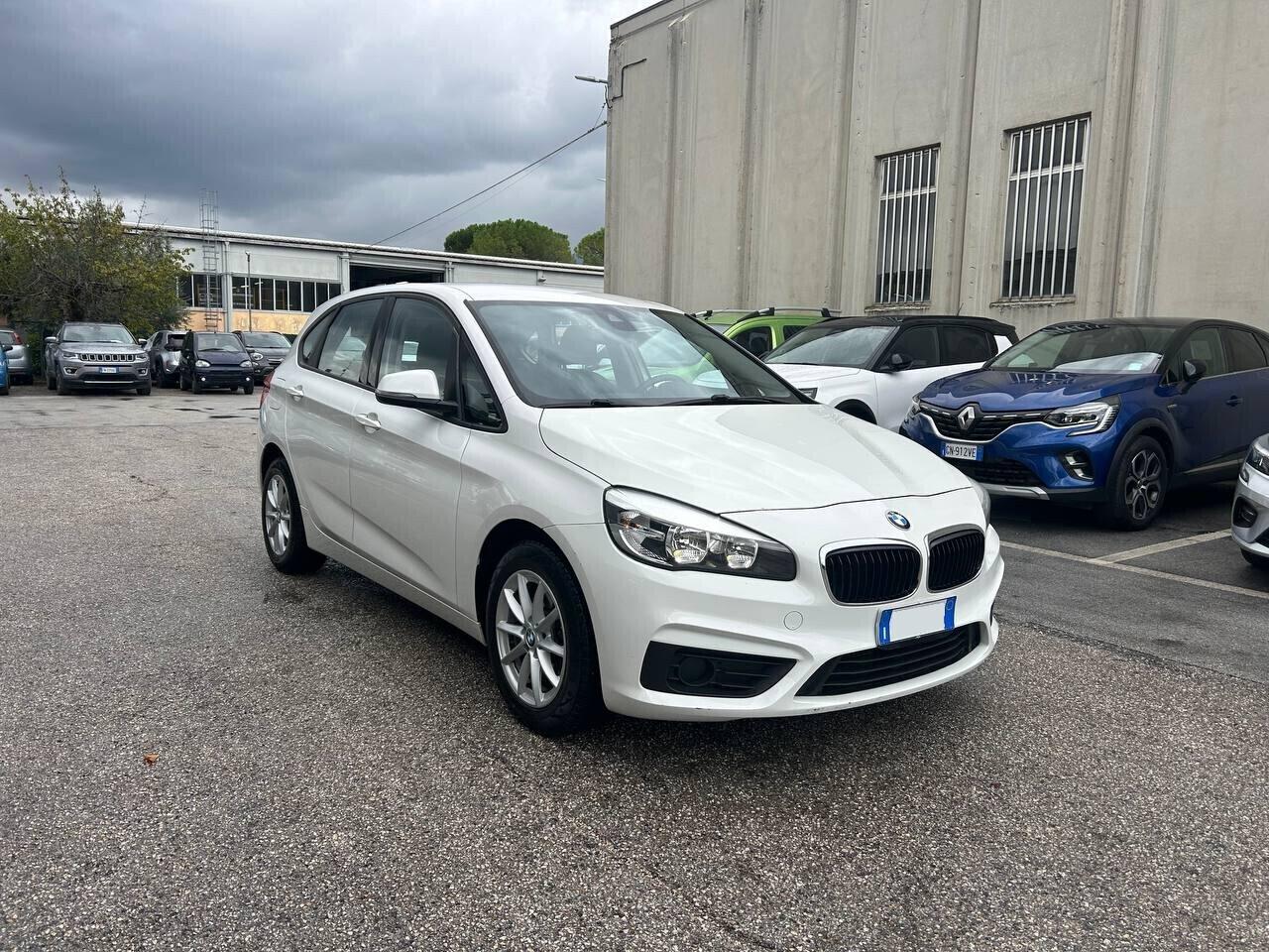 Bmw 216 218d Active Tourer Advantage