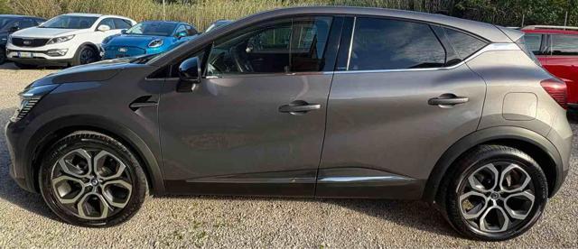 RENAULT Captur Plug-in Hybrid E-Tech 160 CV Intens